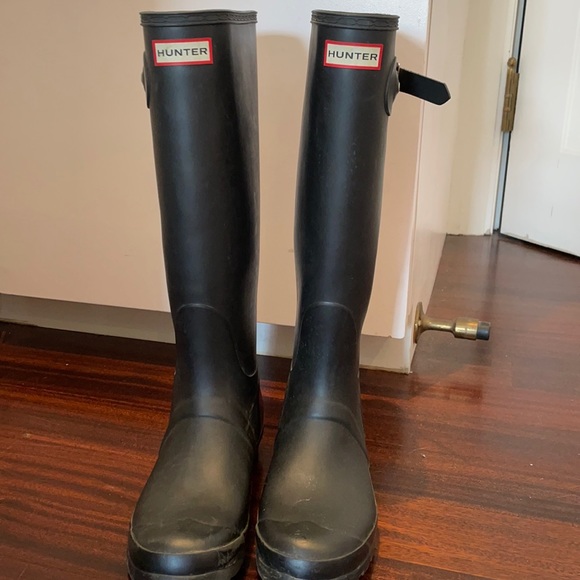Hunter Boots - Worn Once - - Picture 2 of 4